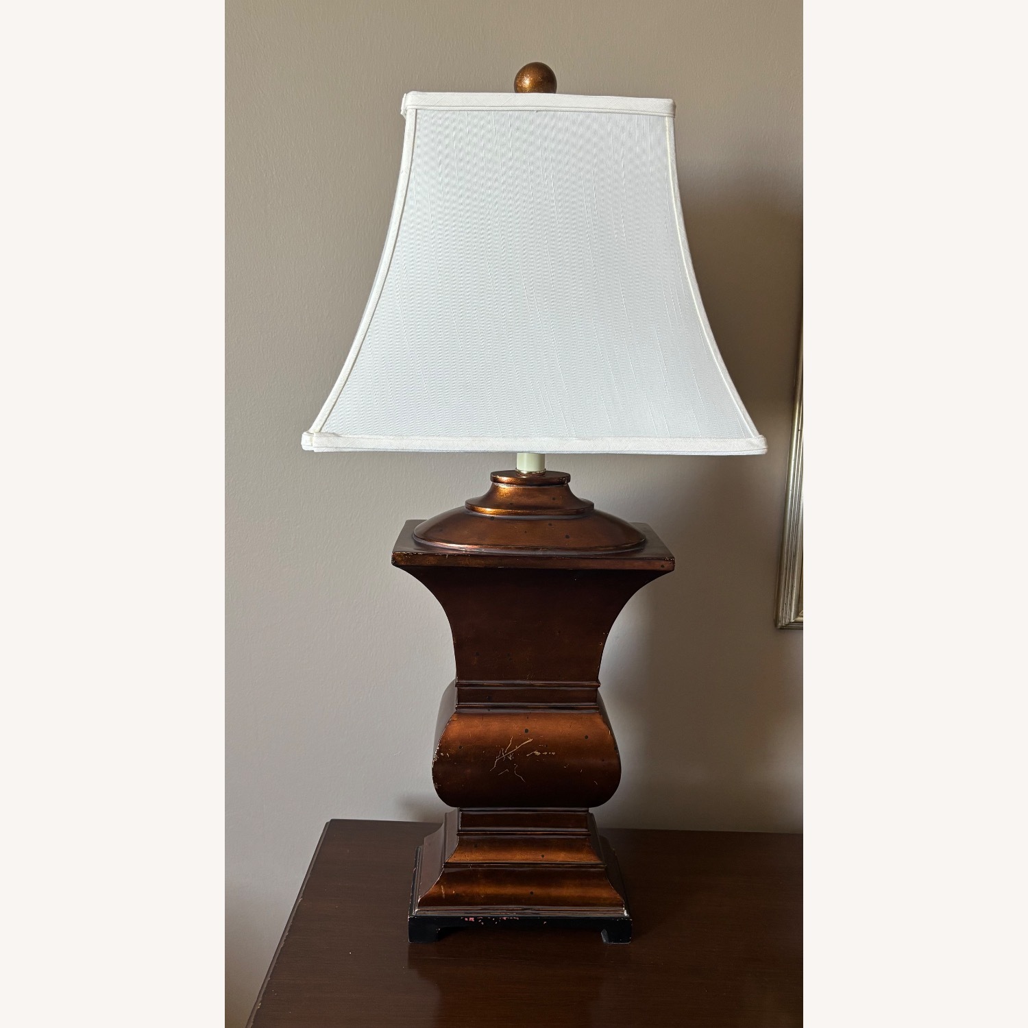 Vintage/Antique Finds Dark Brown Table Lamp - image-2