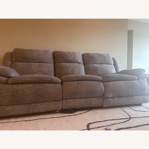 Used Value City Furniture Light Gray 3+ Seater Sofa for sale on AptDeco