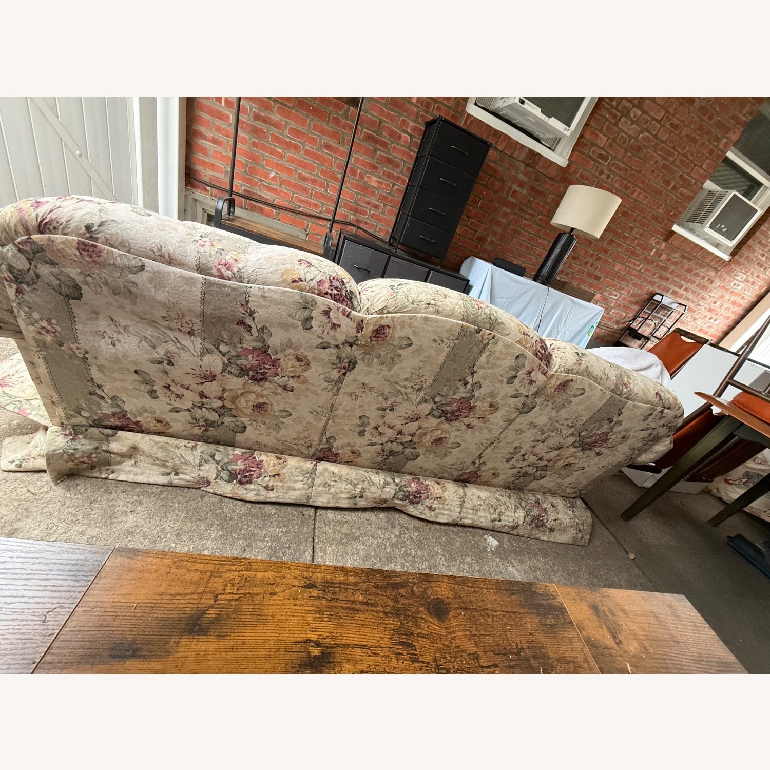 Vintage/Antique Finds Fabric 3+ Seater Sofa - image-5