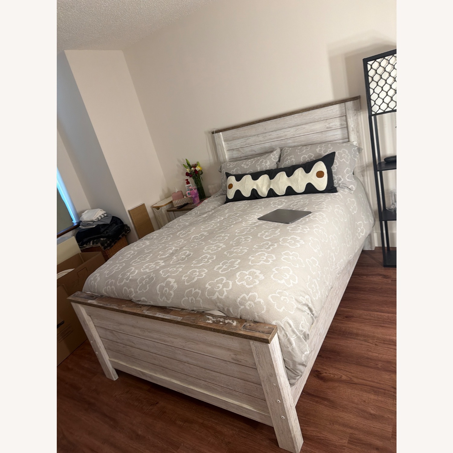 Willowton Wood Full Bed - image-2
