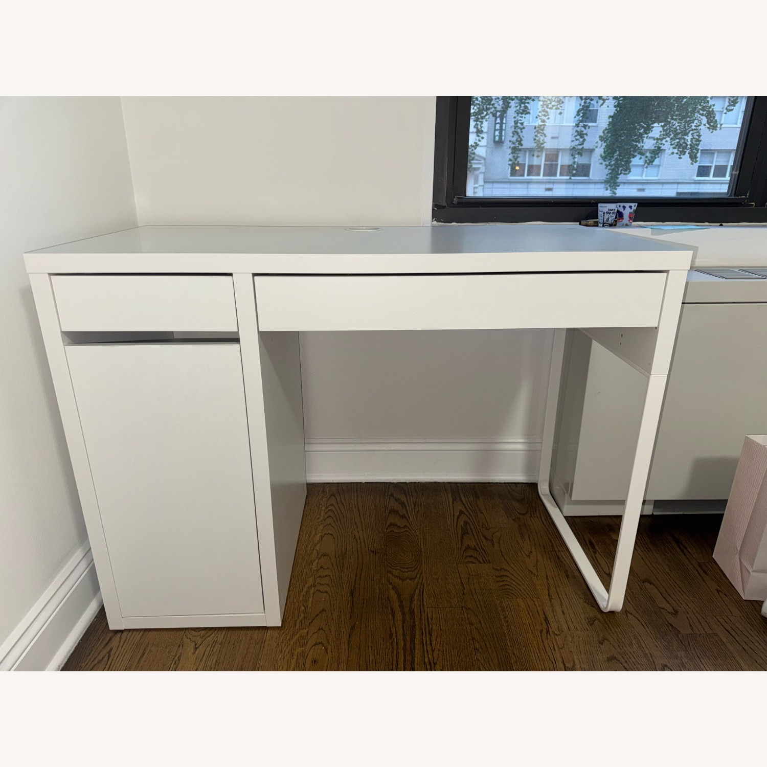 IKEA MICKE Desk with Drawers White - image-1