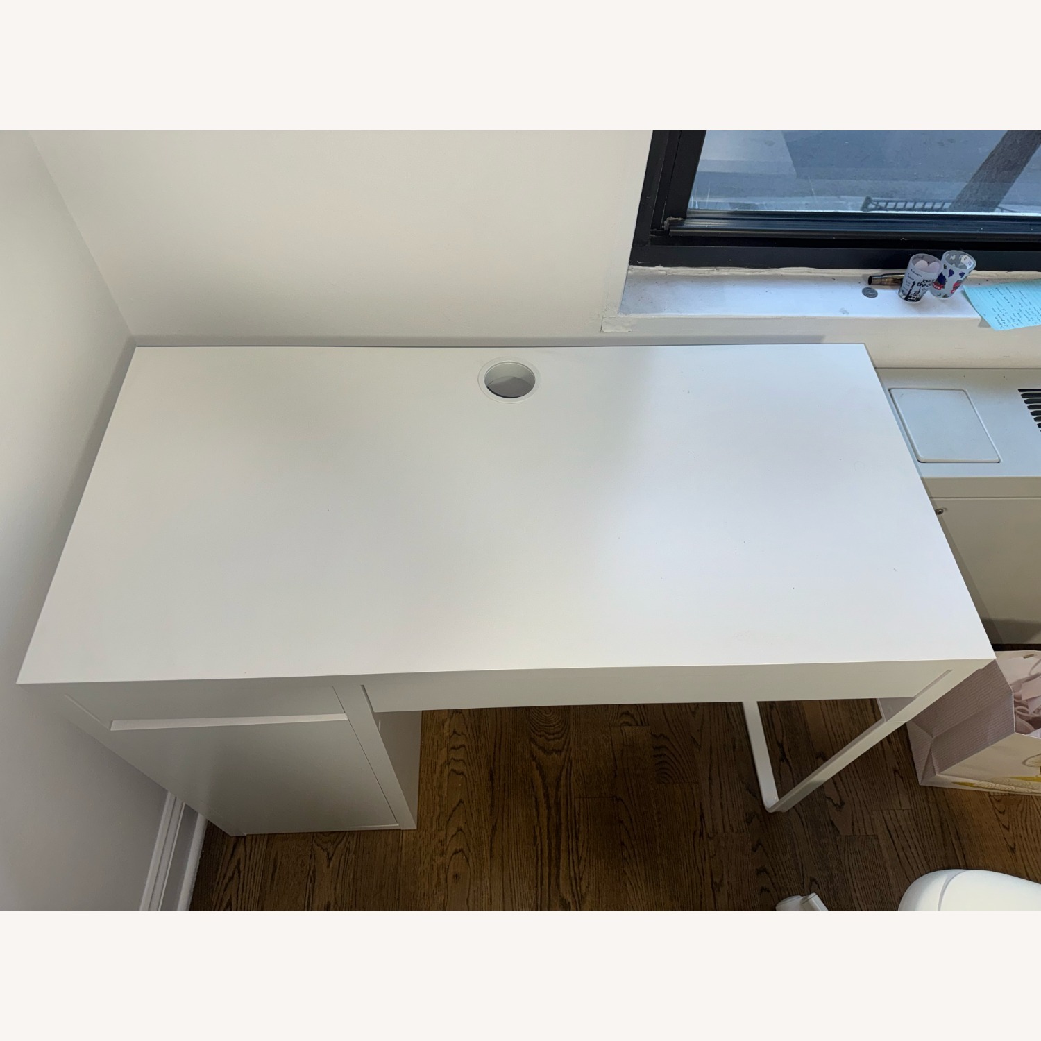 IKEA MICKE Desk with Drawers White - image-4