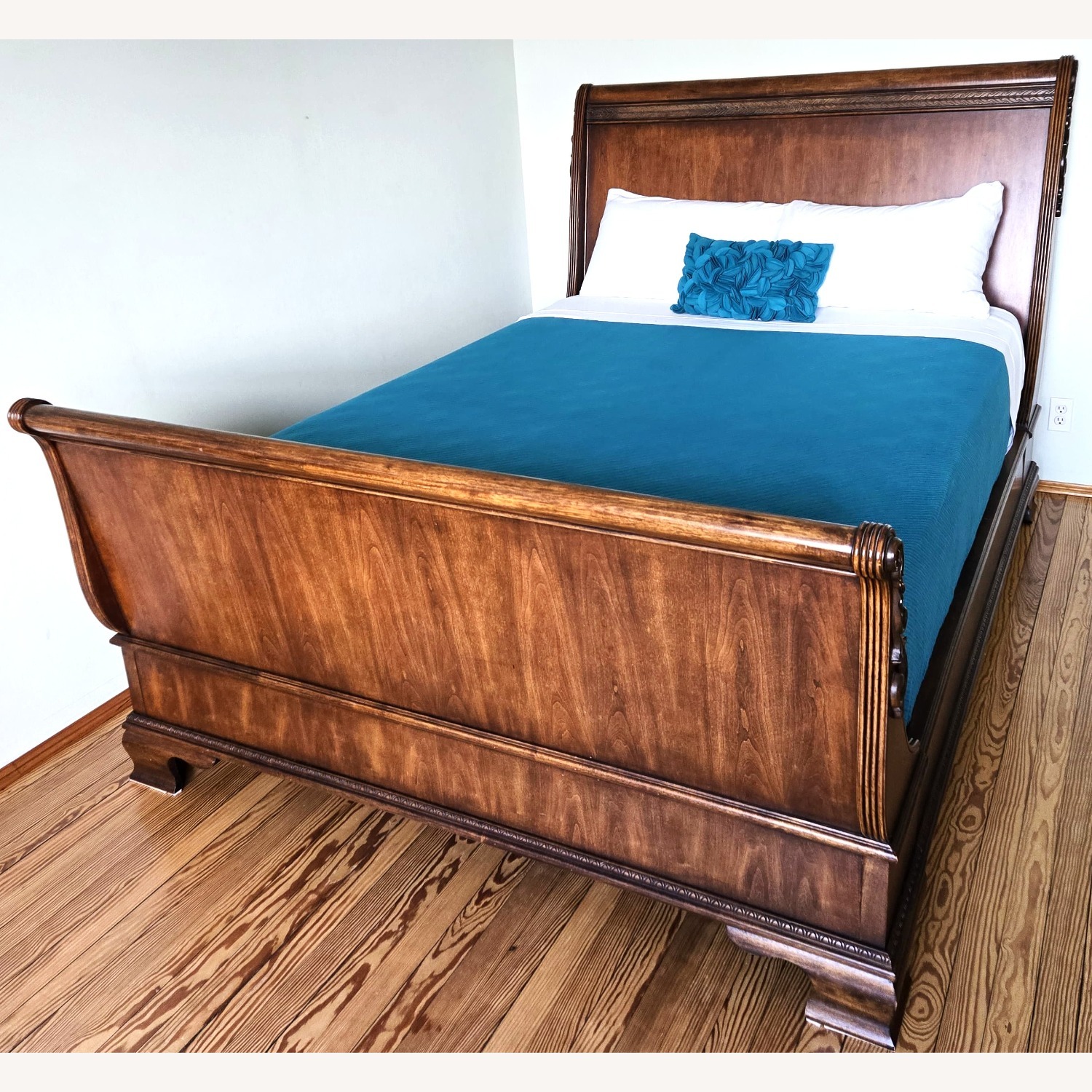 American Drew Queen Bed - image-3