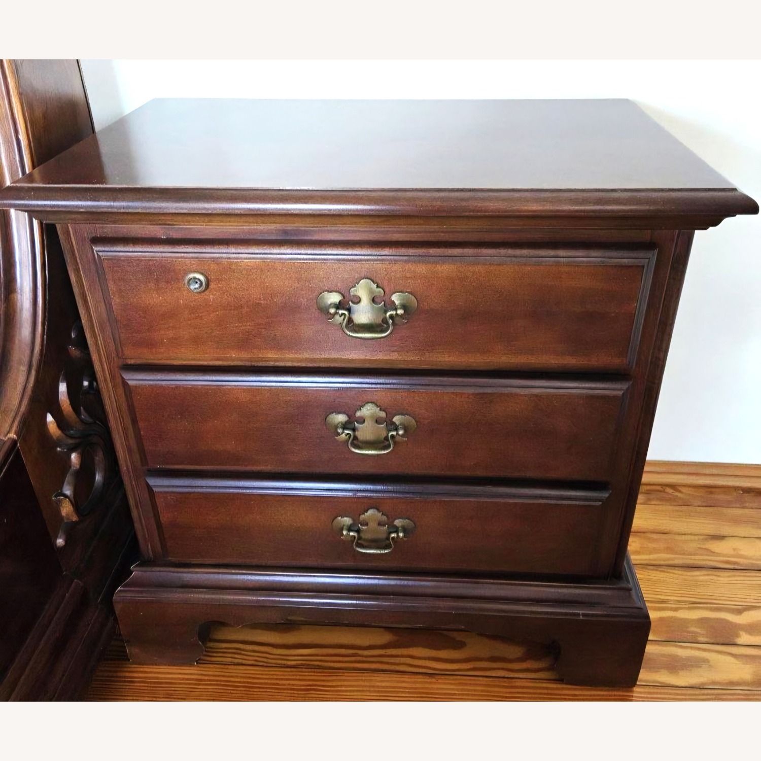 Set of 2 American Drew Solid Wood Nightstands - image-2