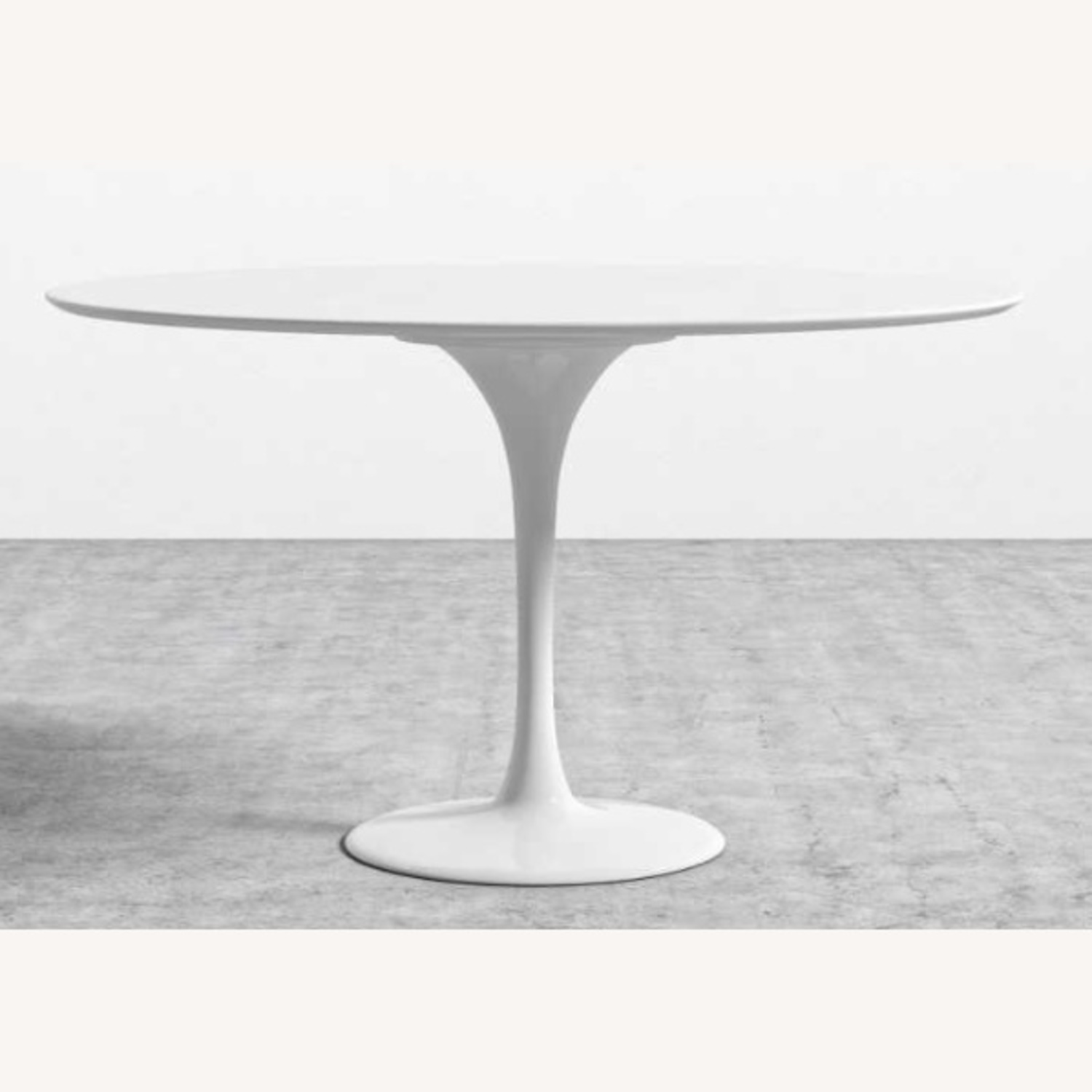 Rove Concepts 40" White Lacquer Tulip Table - image-6
