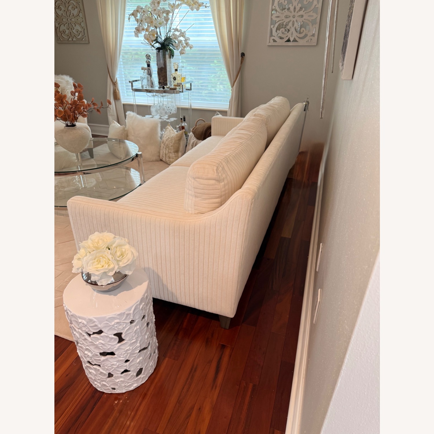 Ethan Allen White Fabric 2 Seater Sofa - image-3