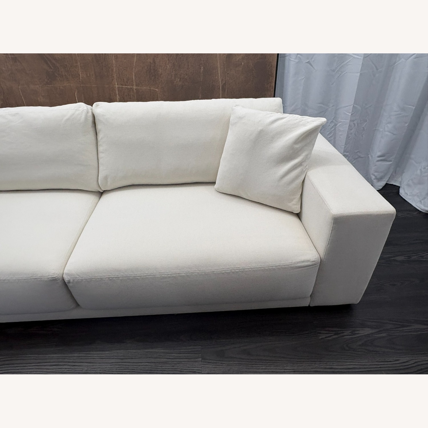 Restoration Hardware Bella 2-Cushion Sofa – 9' Classic Depth | Italy - image-2