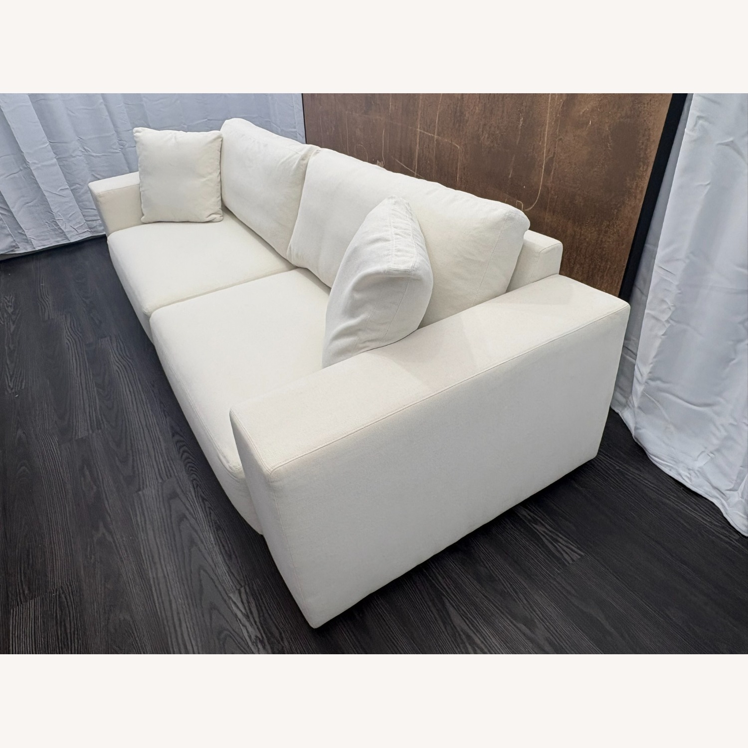 Restoration Hardware Bella 2-Cushion Sofa – 9' Classic Depth | Italy - image-5