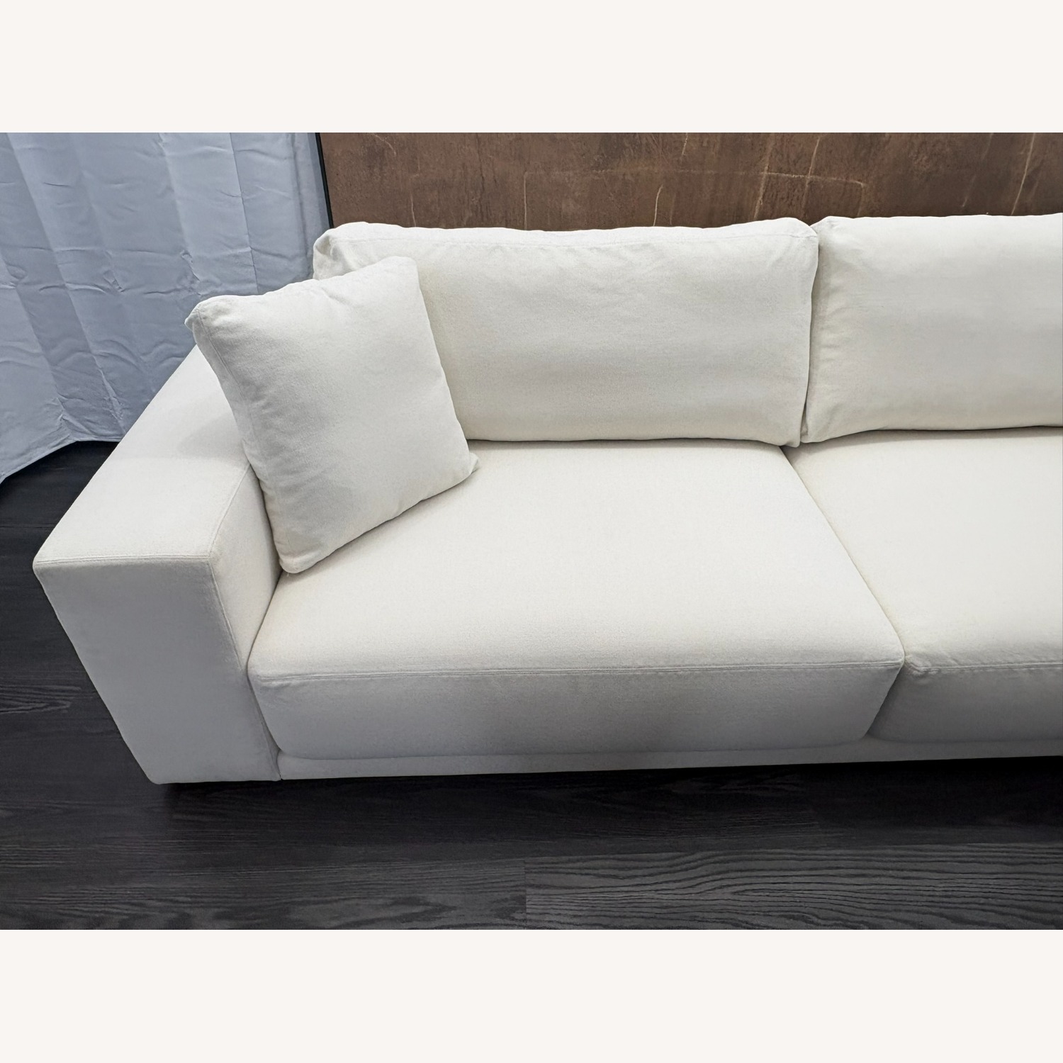 Restoration Hardware Bella 2-Cushion Sofa – 9' Classic Depth | Italy - image-1