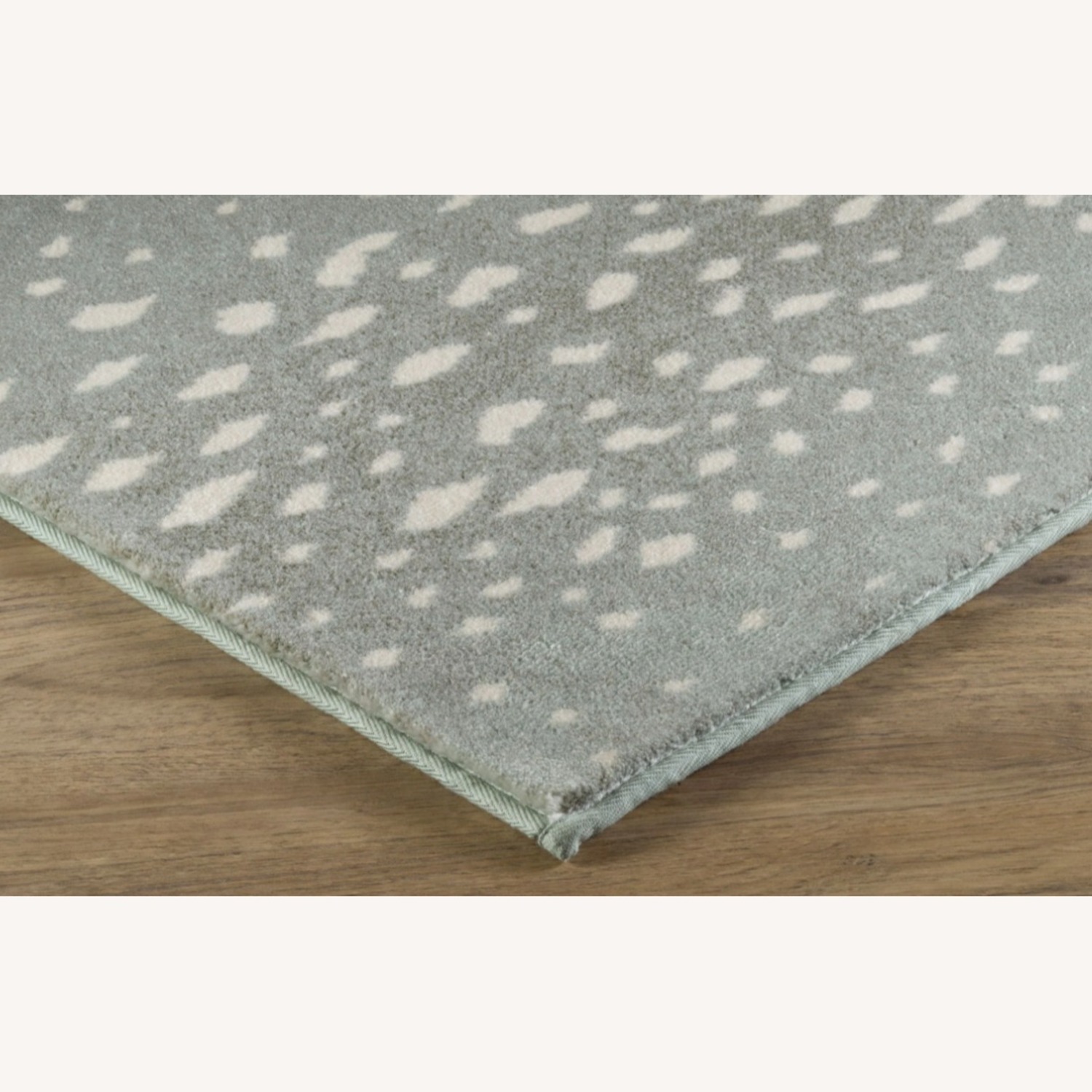 Stark Carpet Light Gray Area Rug 8' x 10' - image-2