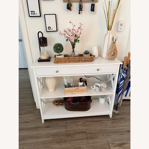 Used Rooms To Go White Wood Side Table for sale on AptDeco