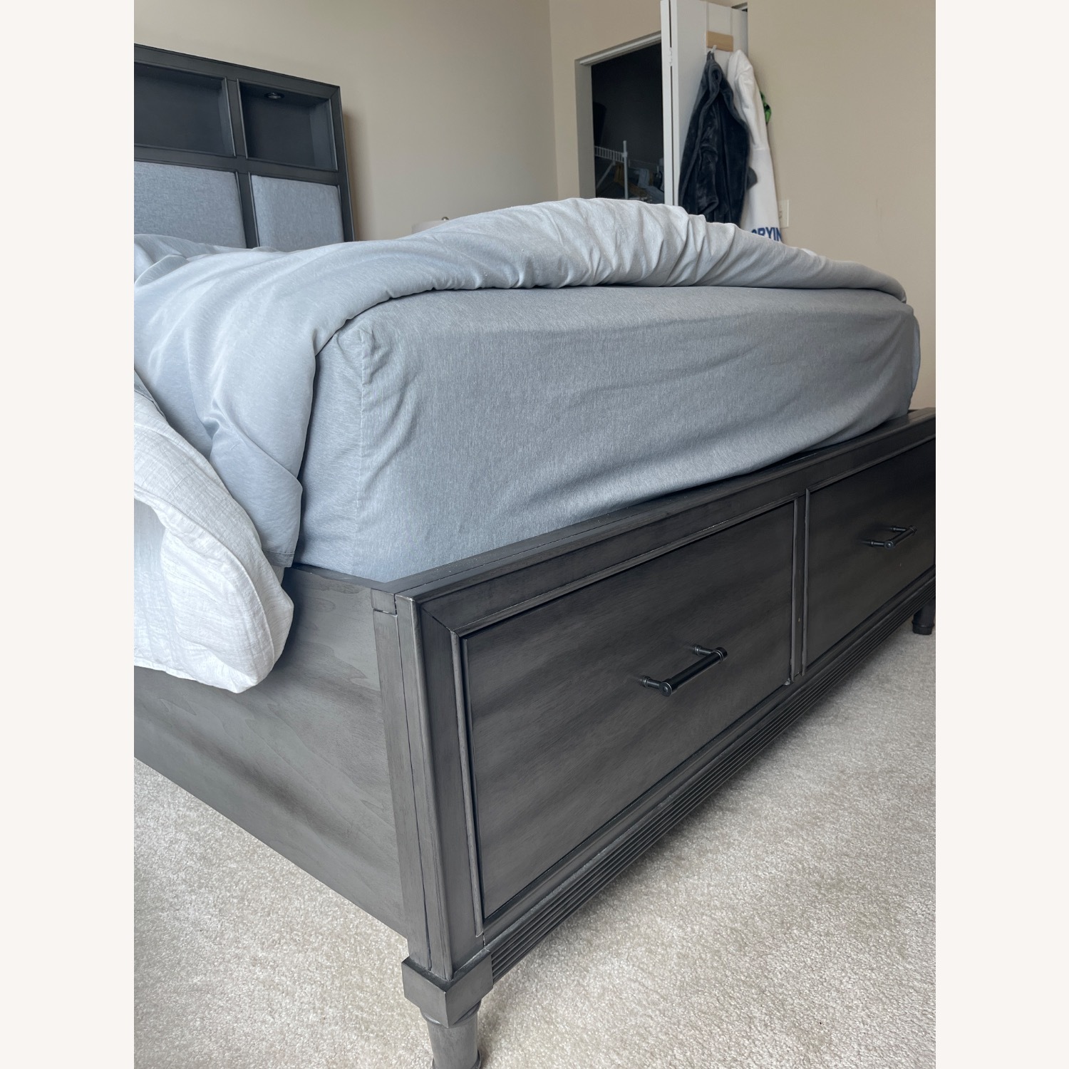 Pebble Gray Queen Bed With Storage - image-3