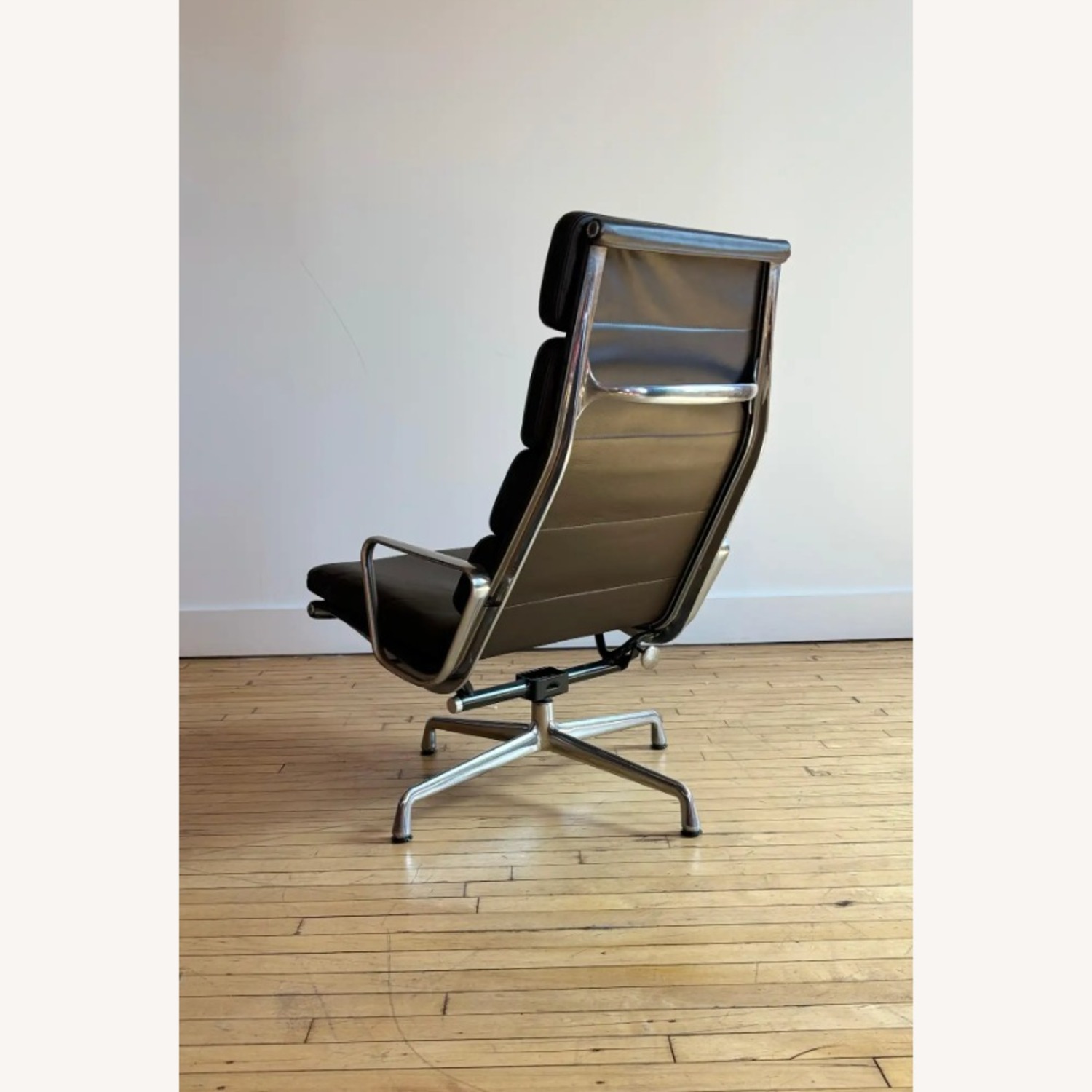 Herman Miller Dark Brown Leather Armchair - image-4