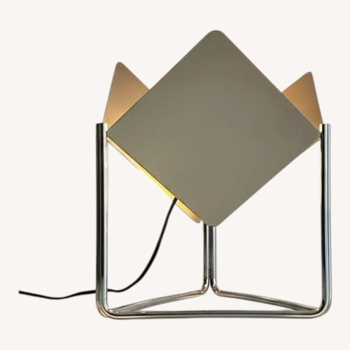 Used Vintage Table Lamp for sale on AptDeco