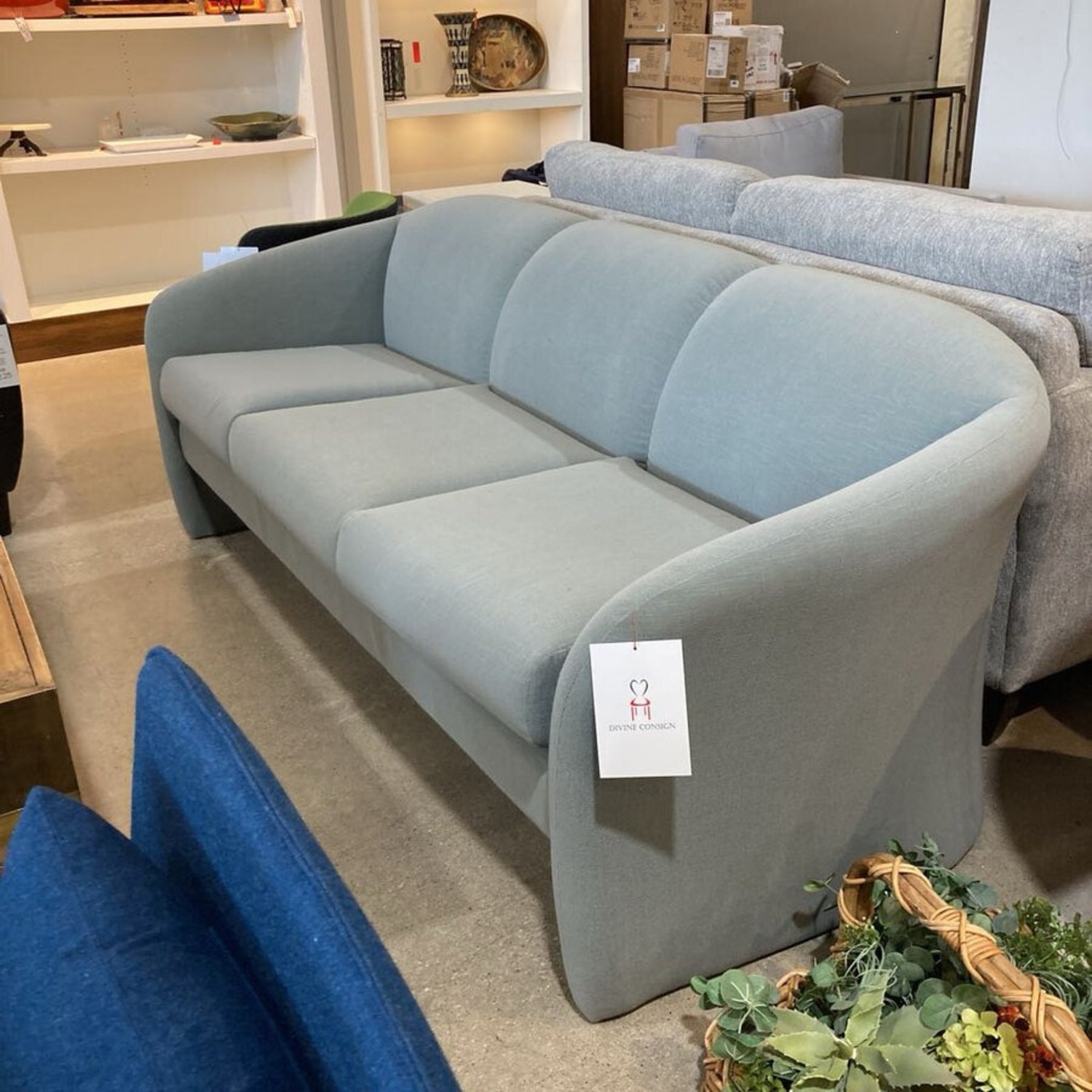 Contemporary Curved Sofa Turquoise - image-9