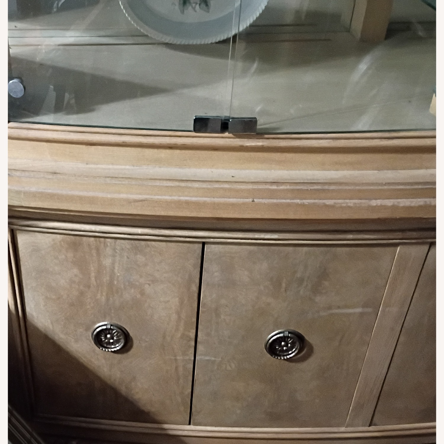 Drexel Heritage Insignia lighted China Closet - image-9