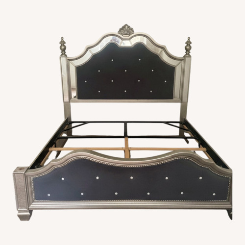 Used Luxor Light Gray Headboard for sale on AptDeco