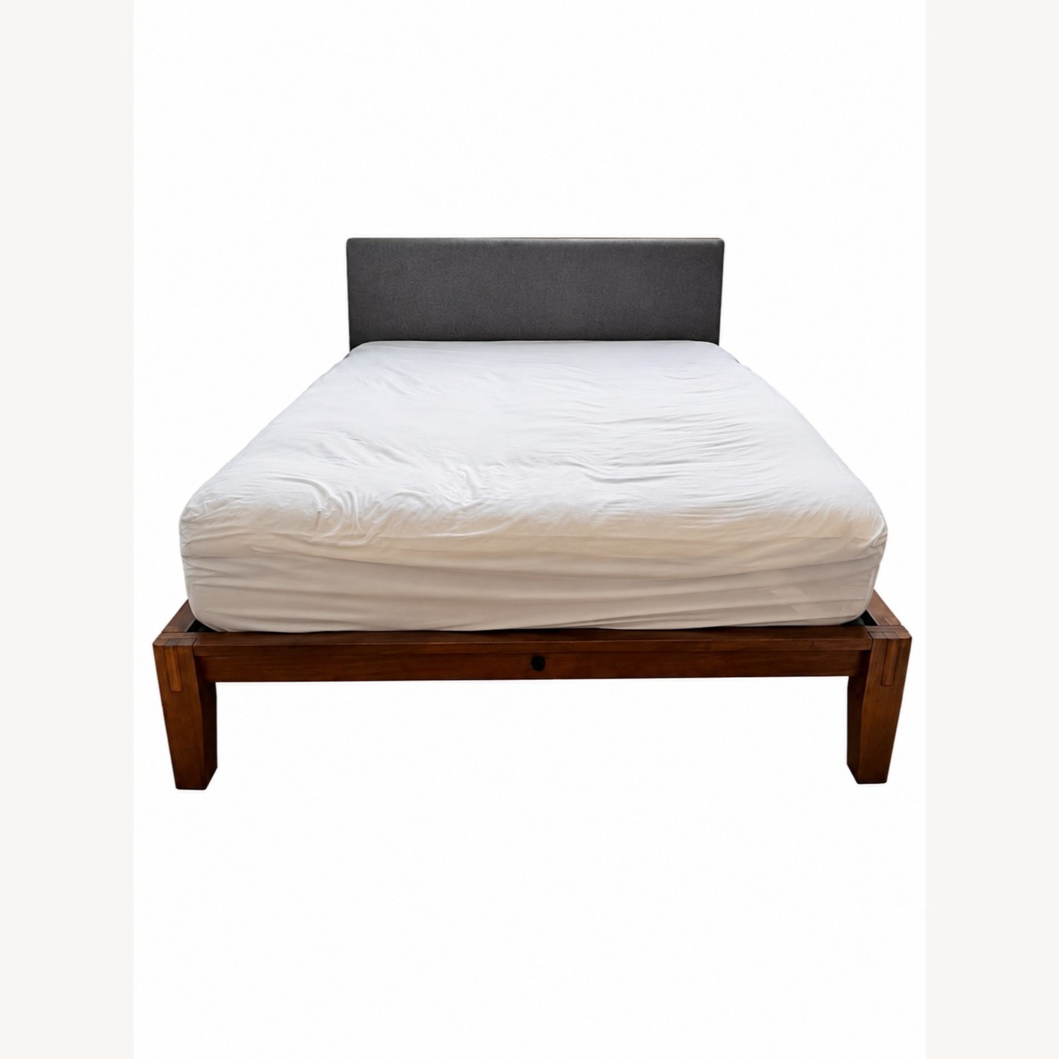 Thuma Classic Bed with Pillowboard - image-2