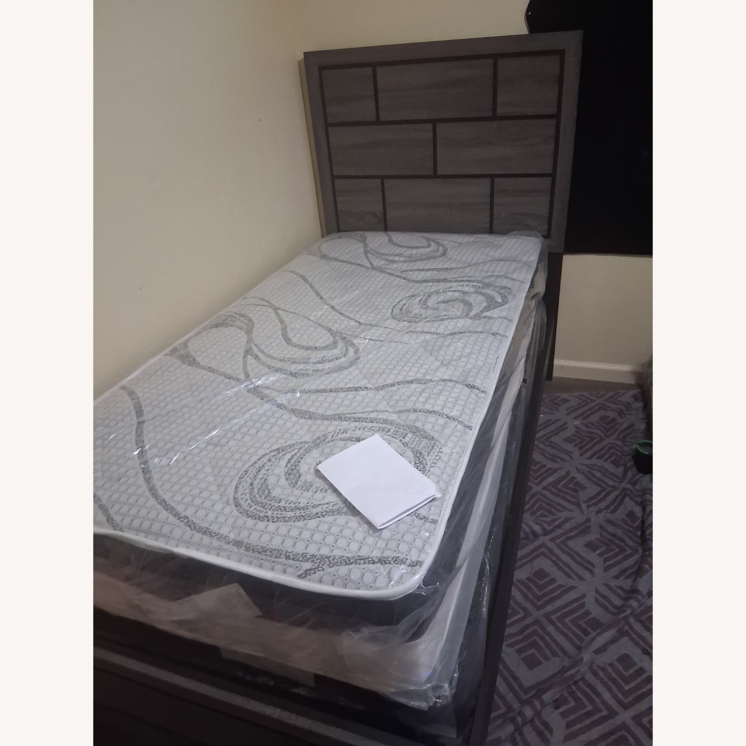 Light Gray Twin Bed - image-2