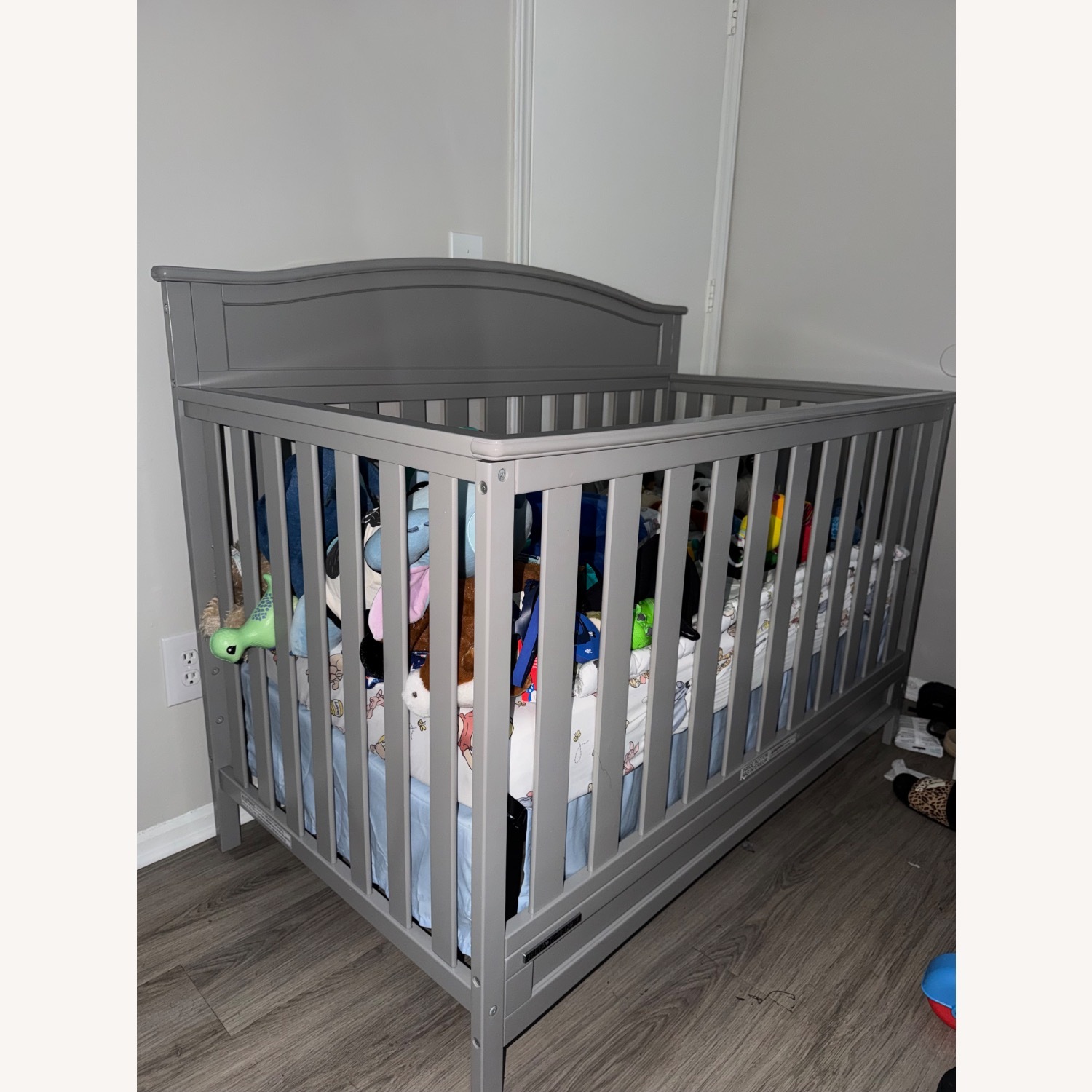 Amazon Dark Gray Wood Crib - image-2