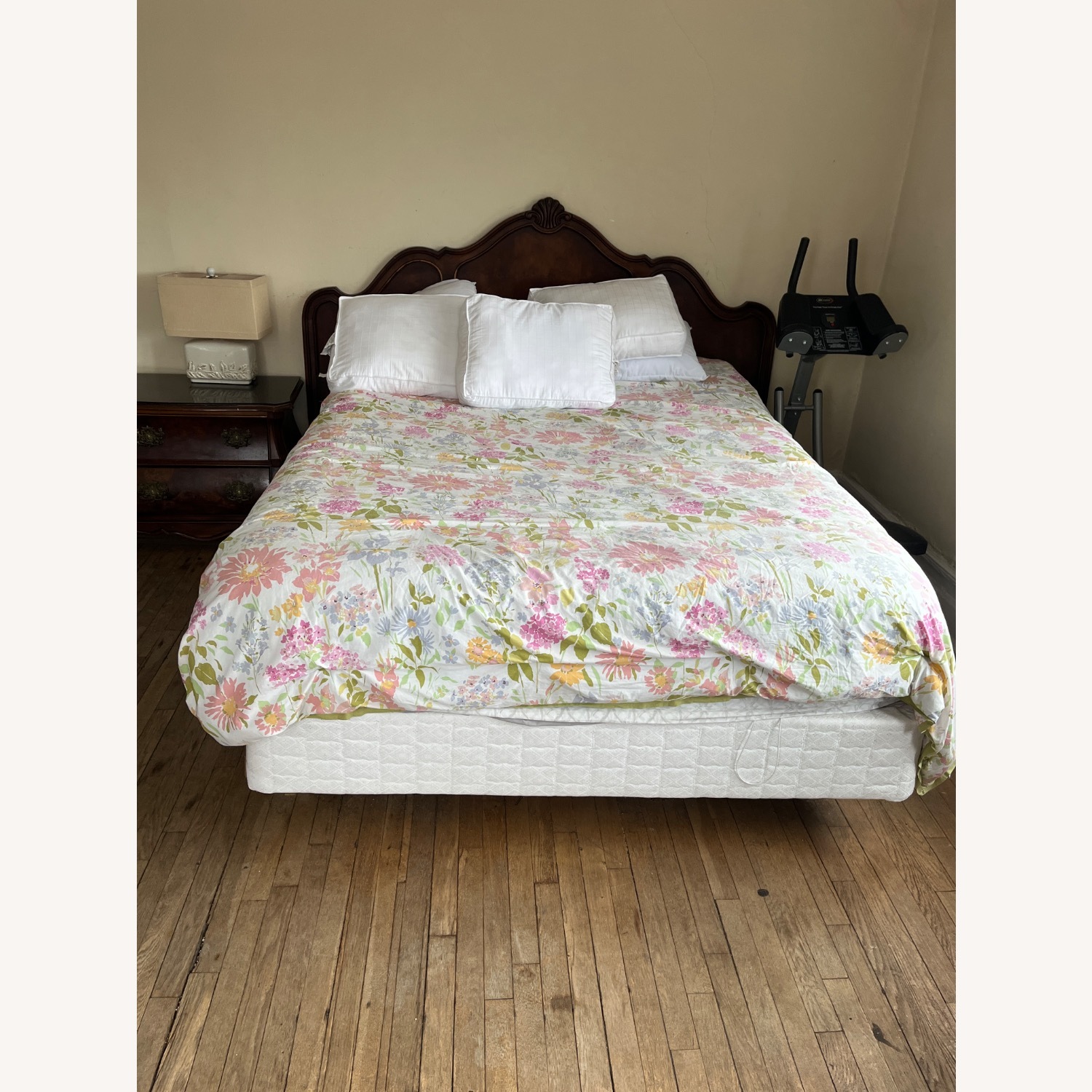 Contemporary Queen Bed - image-1