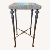 Hooker Traditions Drink Table