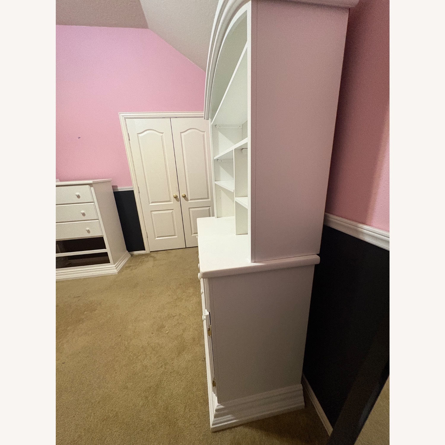 Legacy Classic Furniture White Wood Dresser - image-3