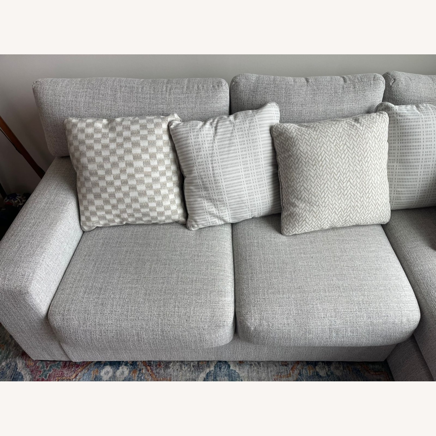 Ashley Furniture Omaha Light Gray 2 Piece Sectional - image-4
