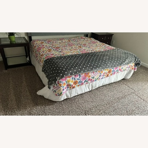 Used Contemporary King Bed for sale on AptDeco