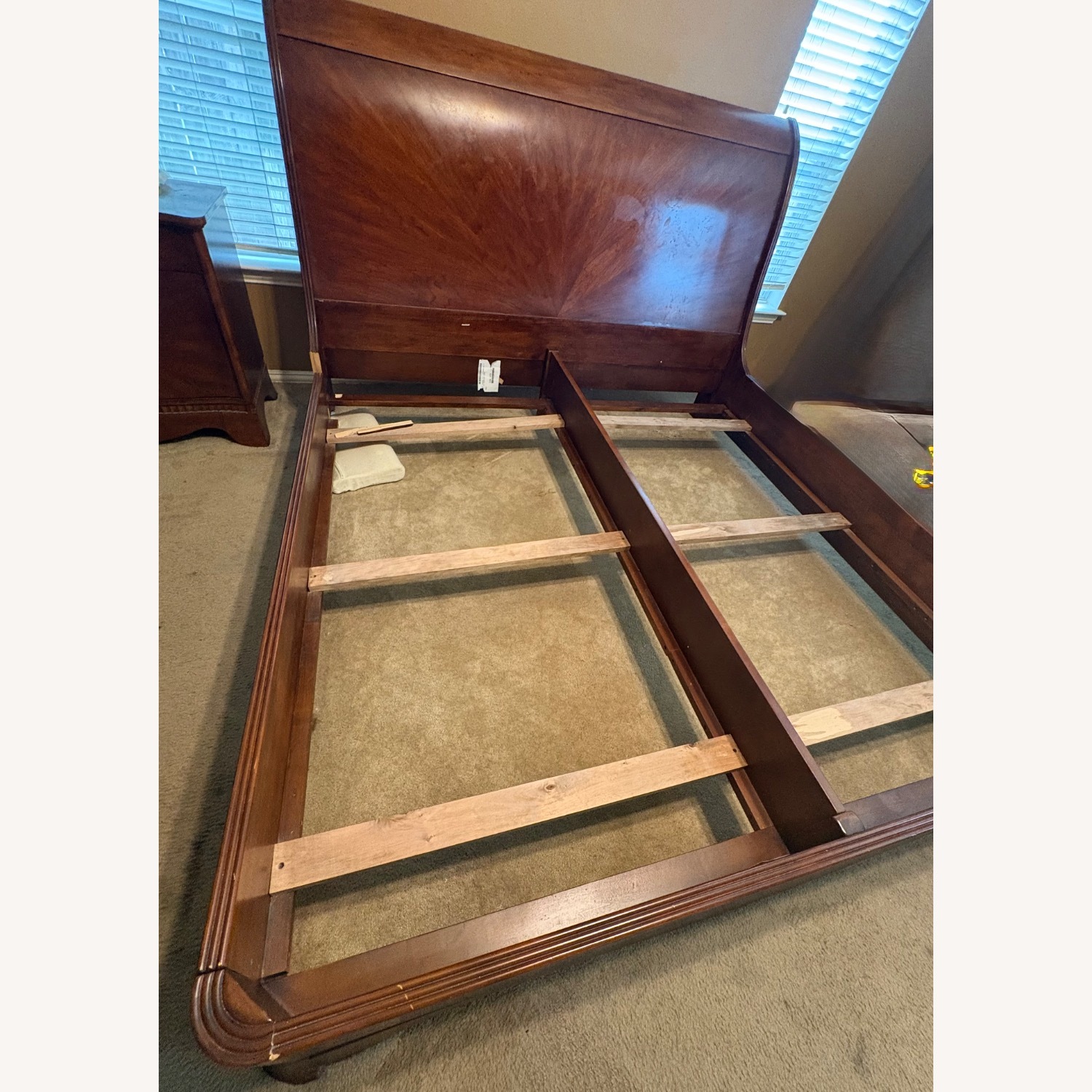 Contemporary King Bed - image-8