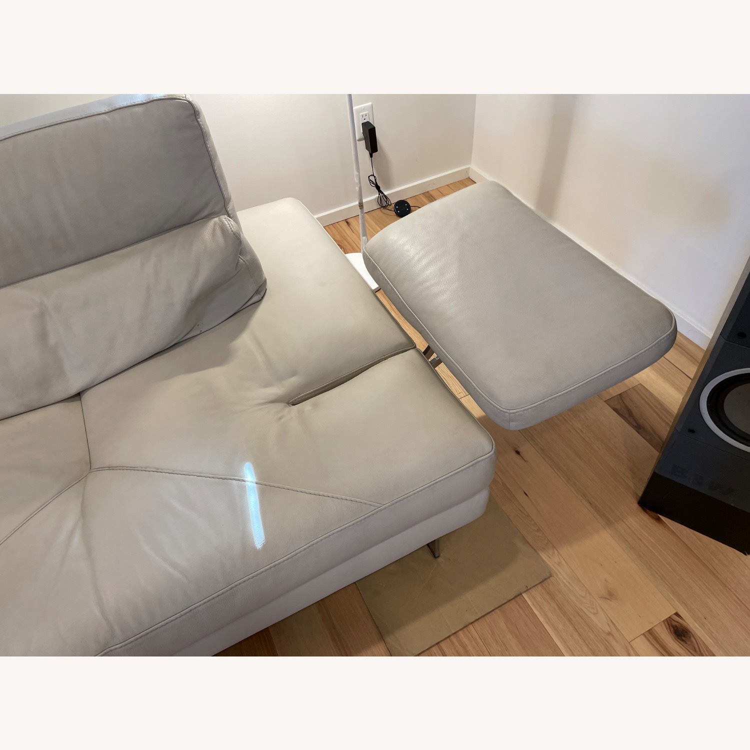 Roche Bobois Light Gray 3+ Piece Sectional - image-5