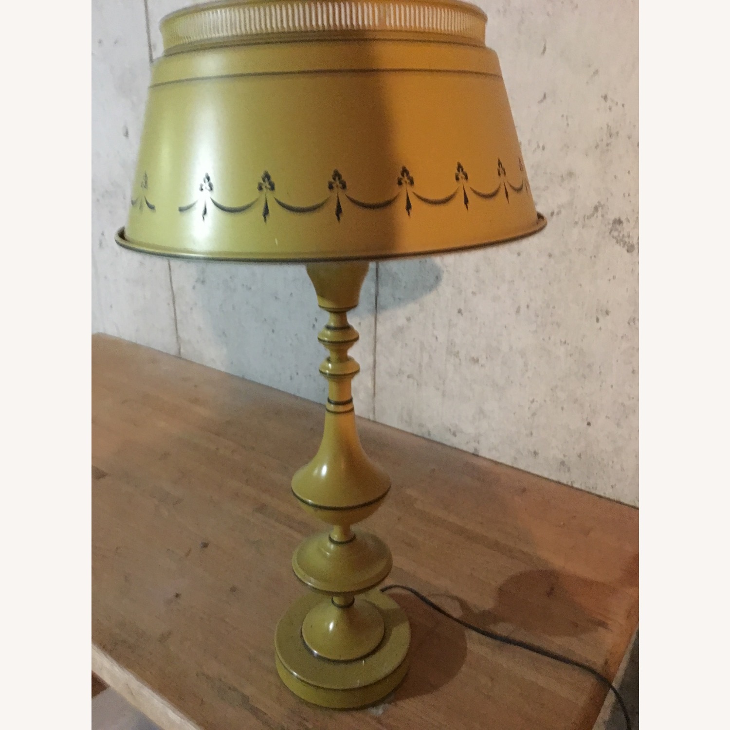 Yellow Painted Tole Metal Table Lamp - image-2
