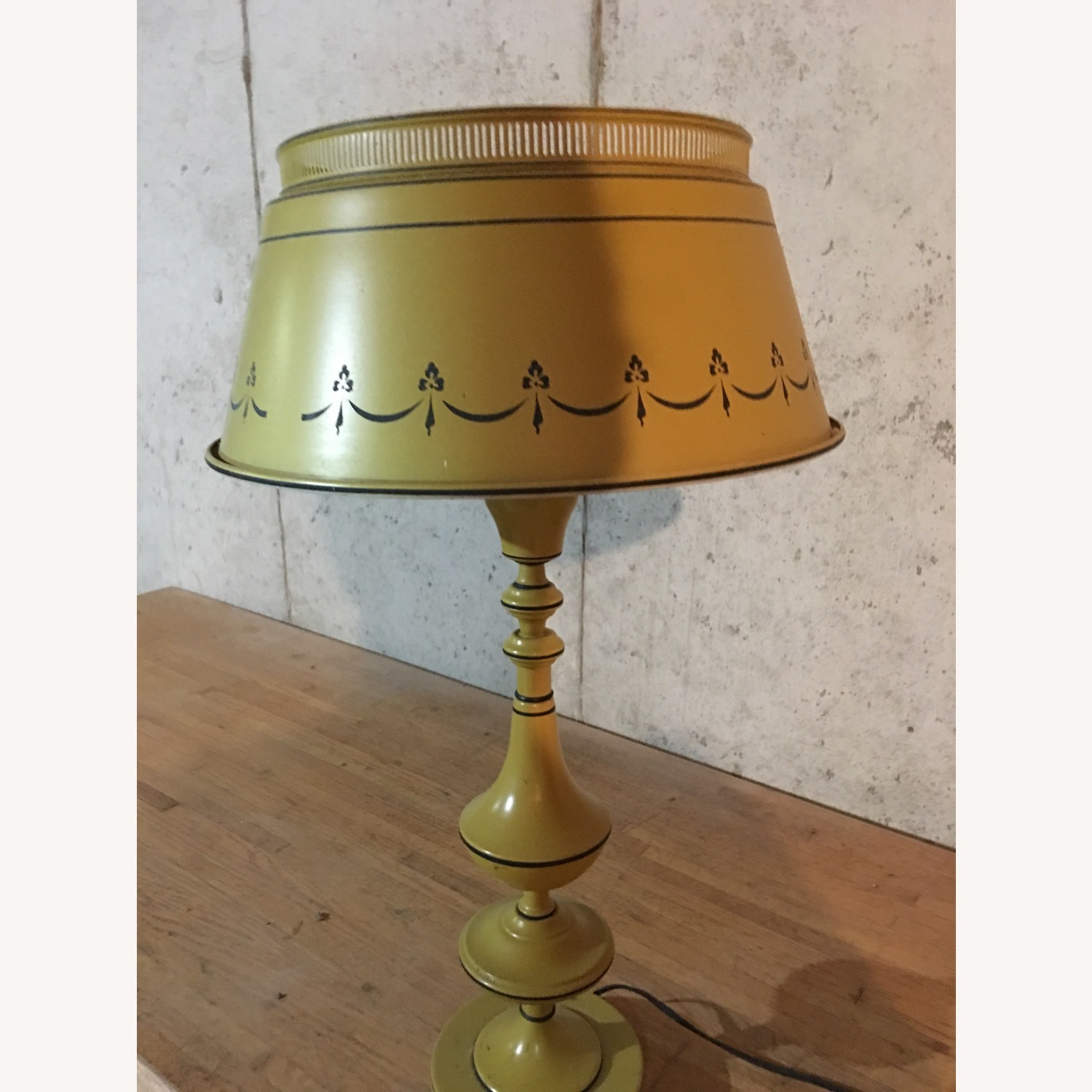 Yellow Painted Tole Metal Table Lamp - image-1