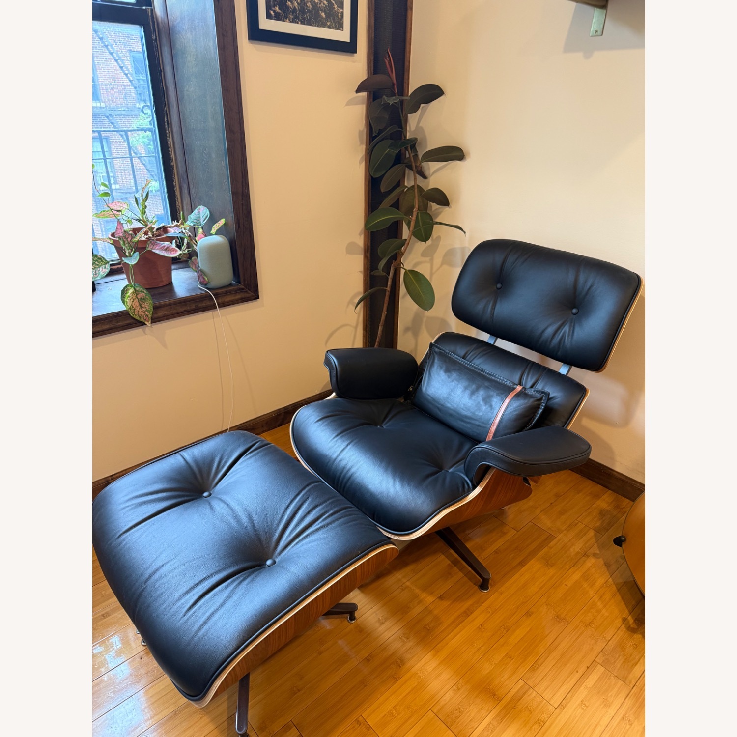 Eames Office Black Leather Ottoman Replica - image-3