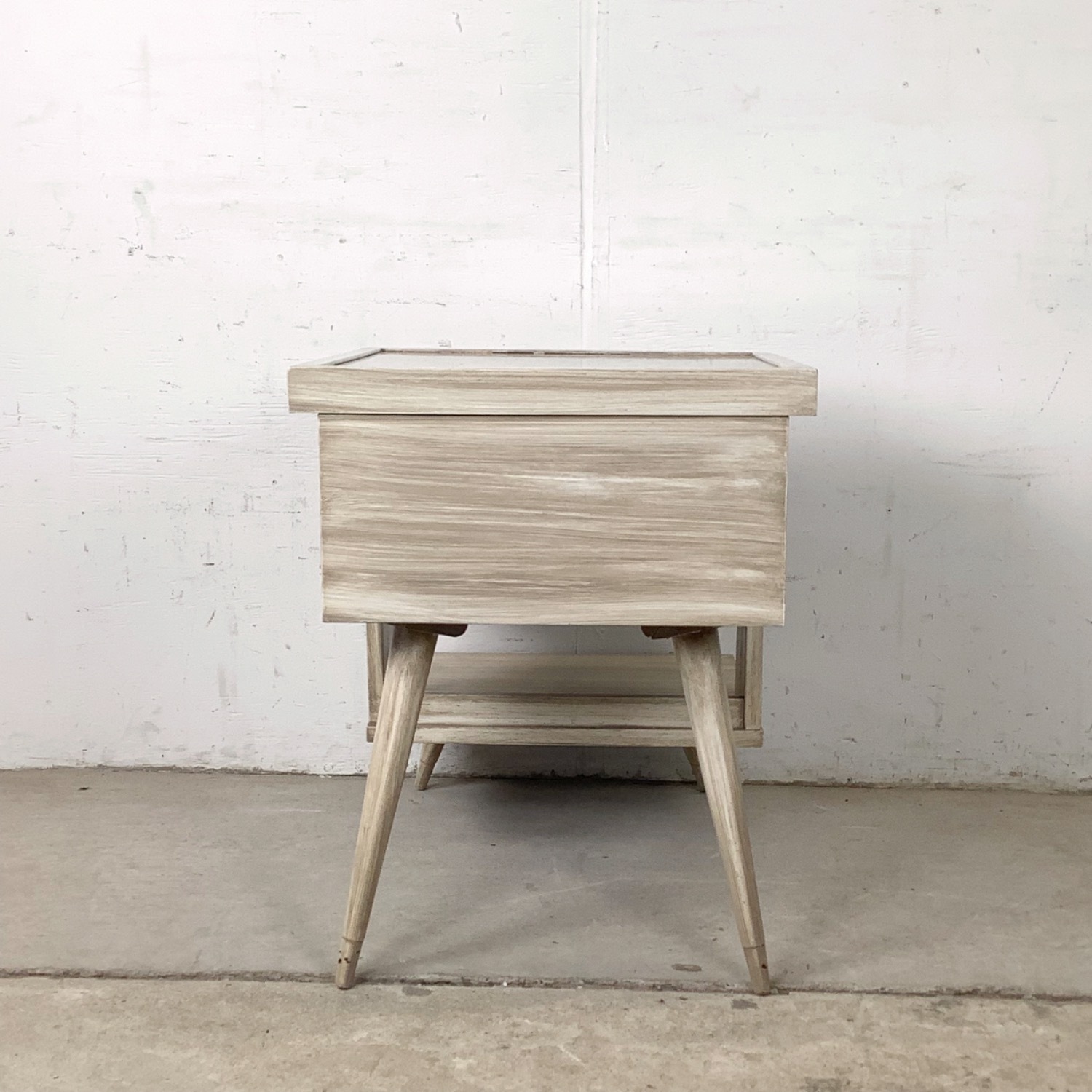  Pair of Vintage Three-Tier Step End Tables - image-18