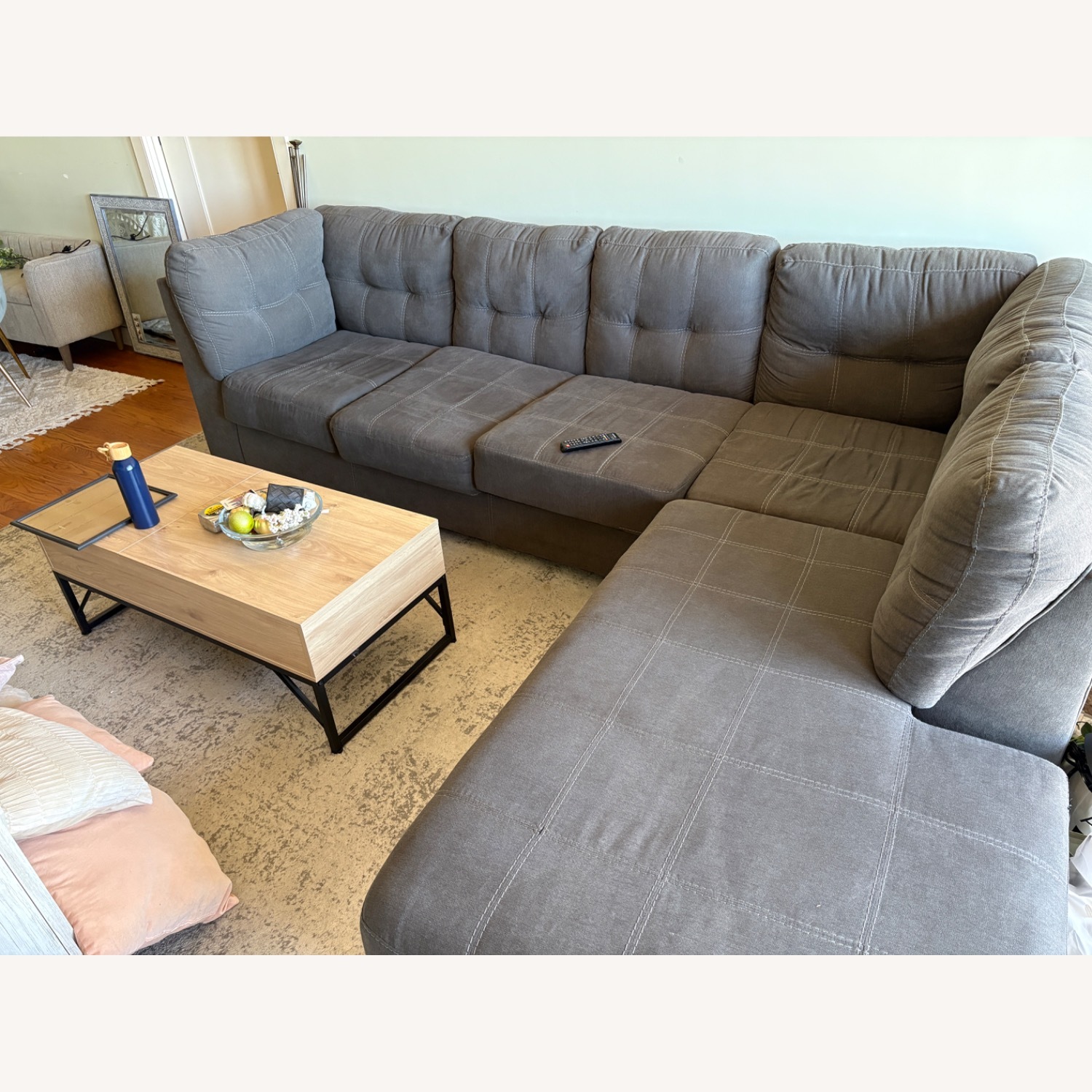 Maier Two-Piece Sectional W Chaise - image-2