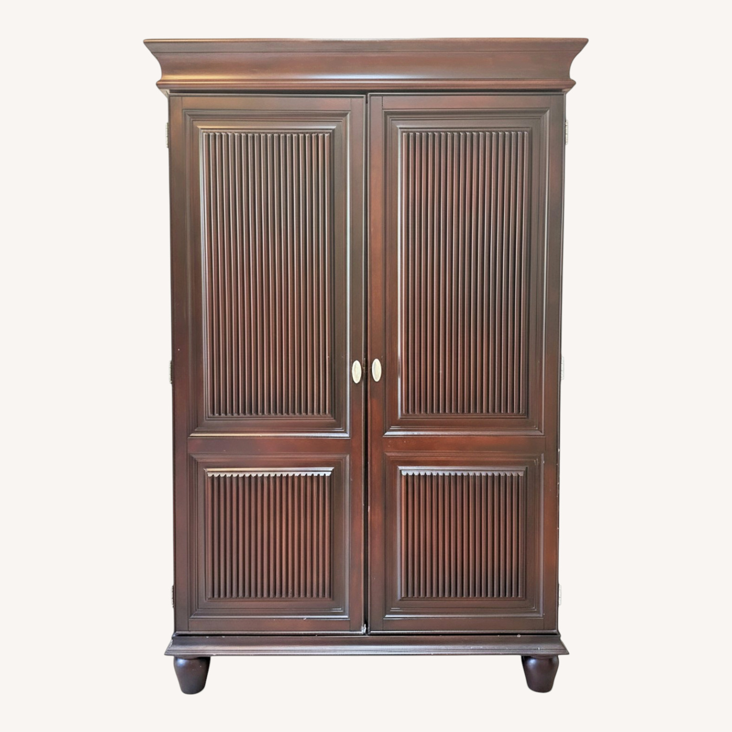 Hidden Desk Armoire/Crafting Station - image-0
