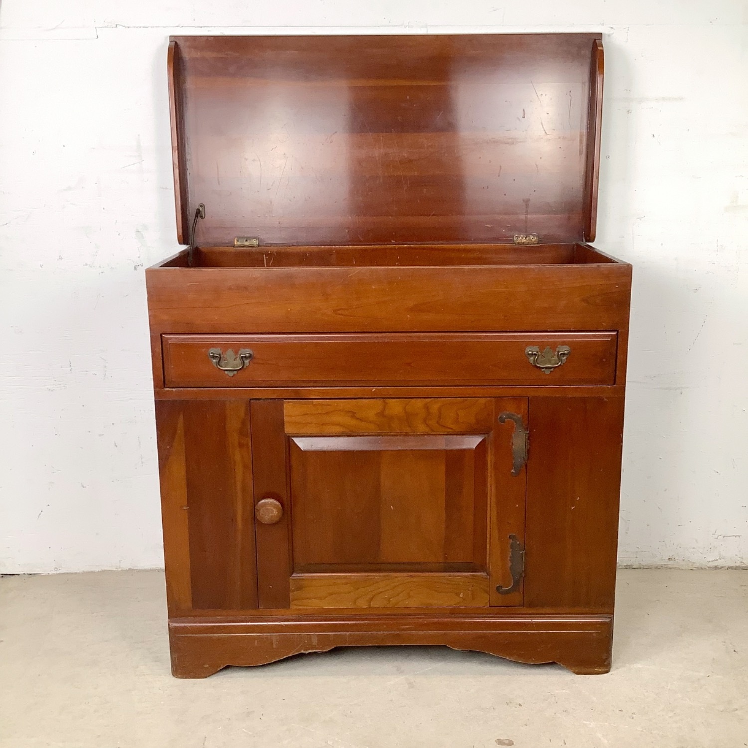 Vintage American Cherry End Server - image-9