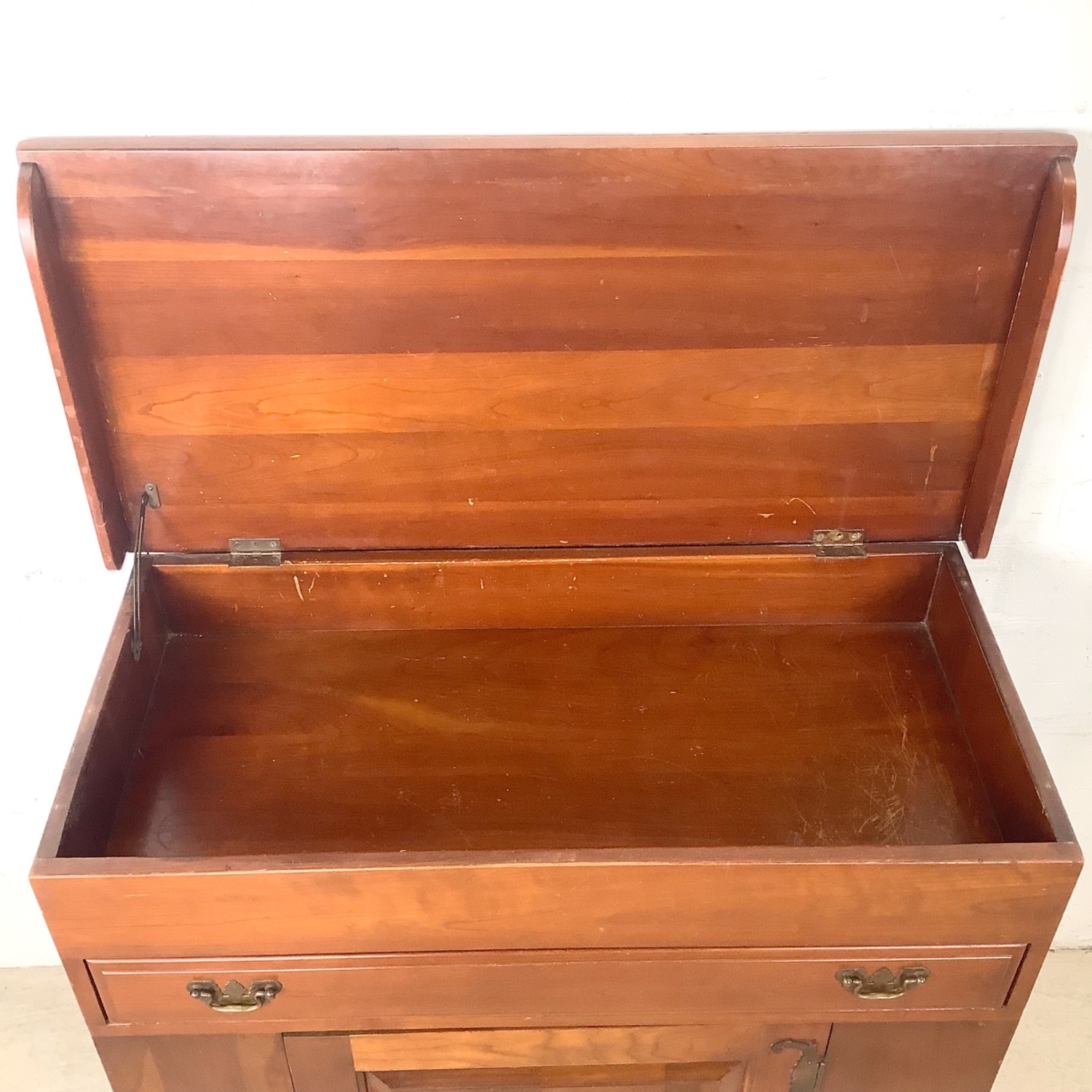 Vintage American Cherry End Server - image-8