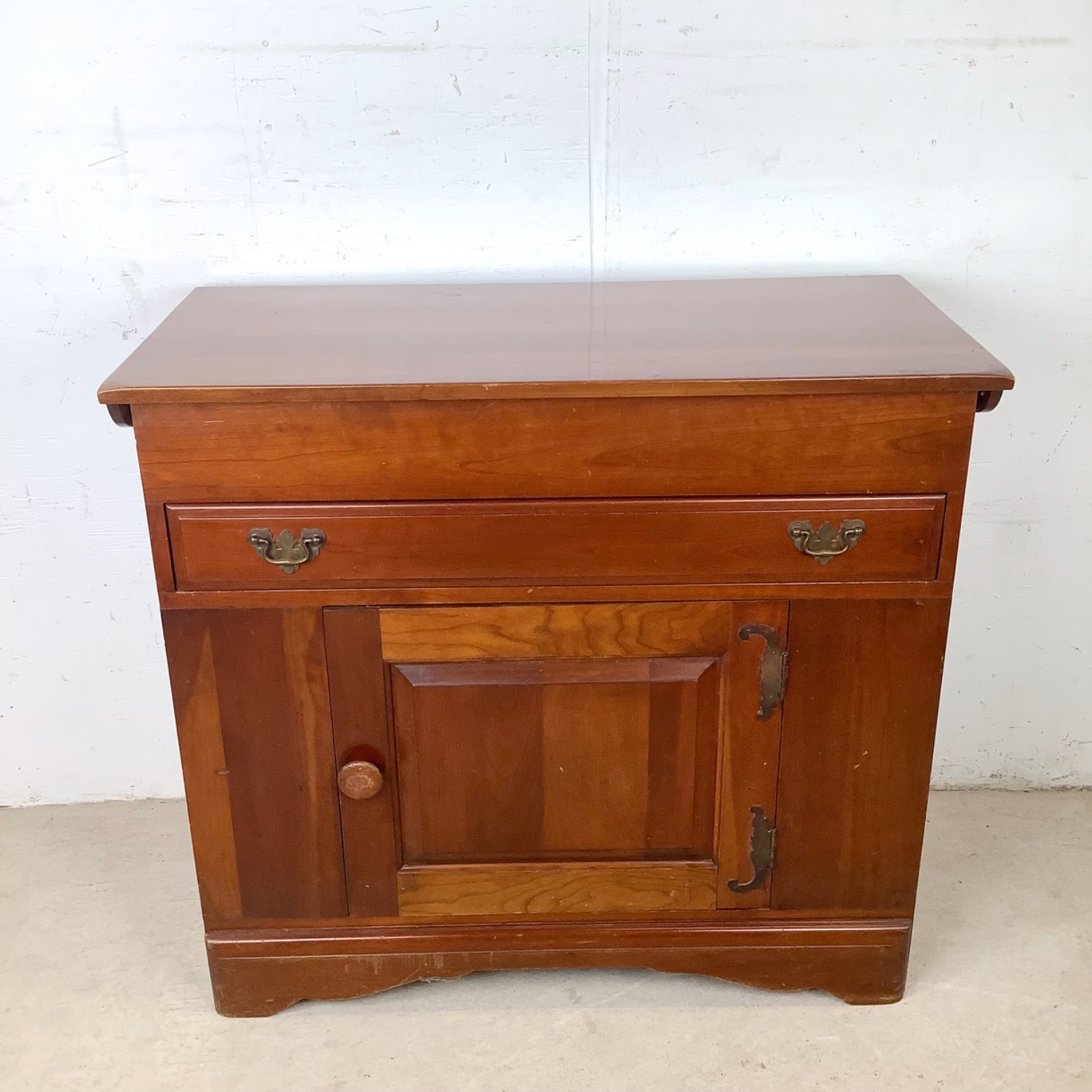 Vintage American Cherry End Server - image-4