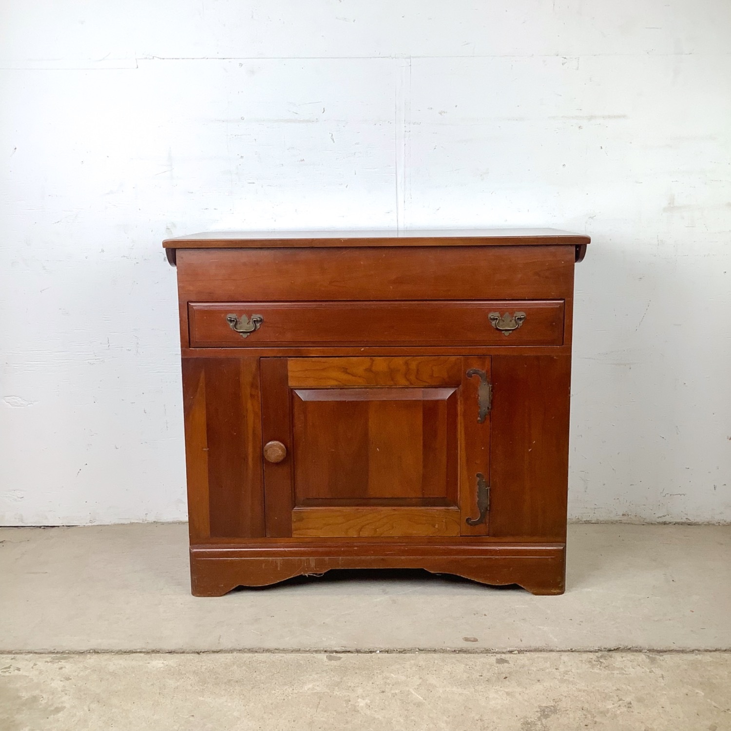Vintage American Cherry End Server - image-2