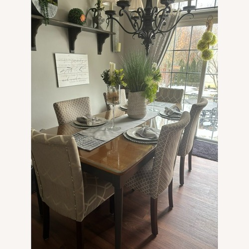 Used Natural Wood Dining Sets for sale on AptDeco