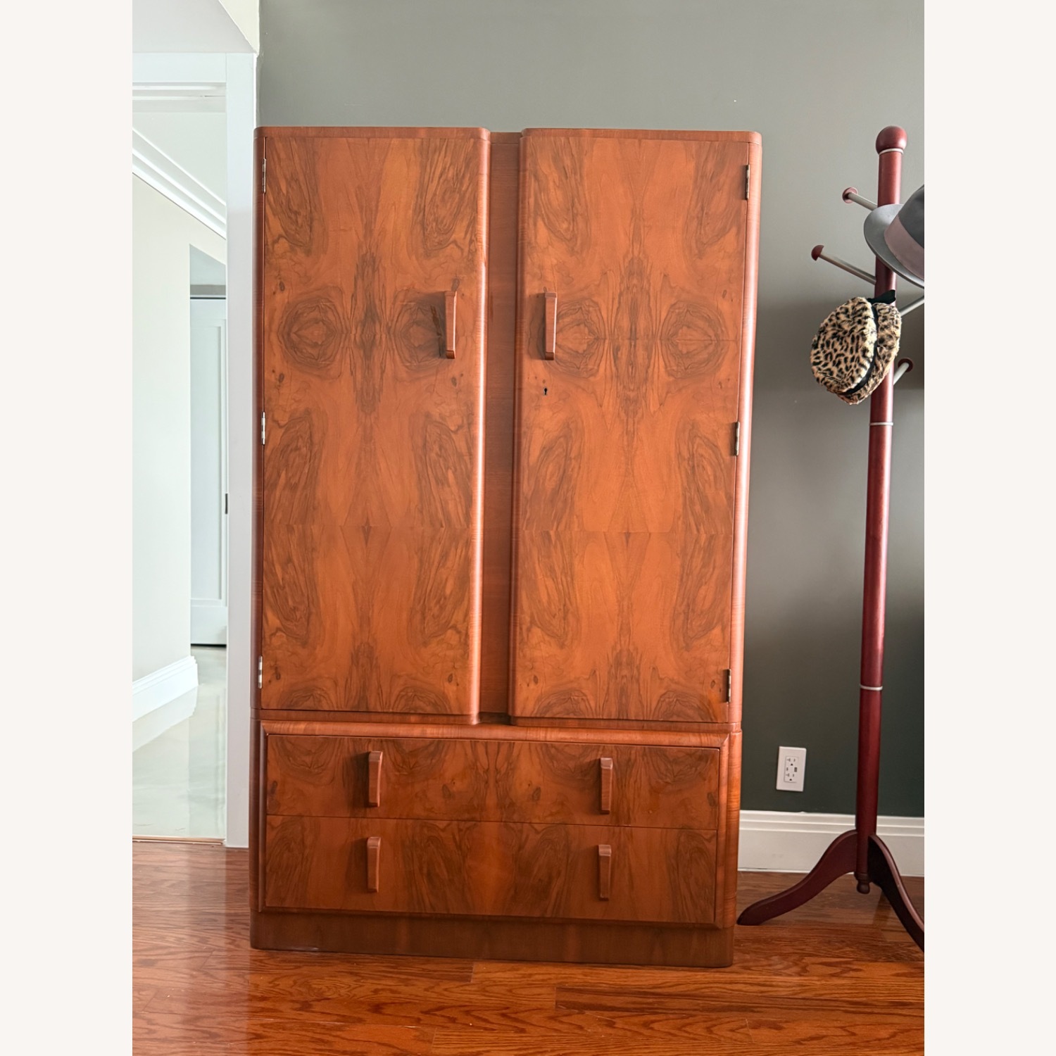 1920s/1930s Vintage/Antique Art Deco Wood Armoire - image-6