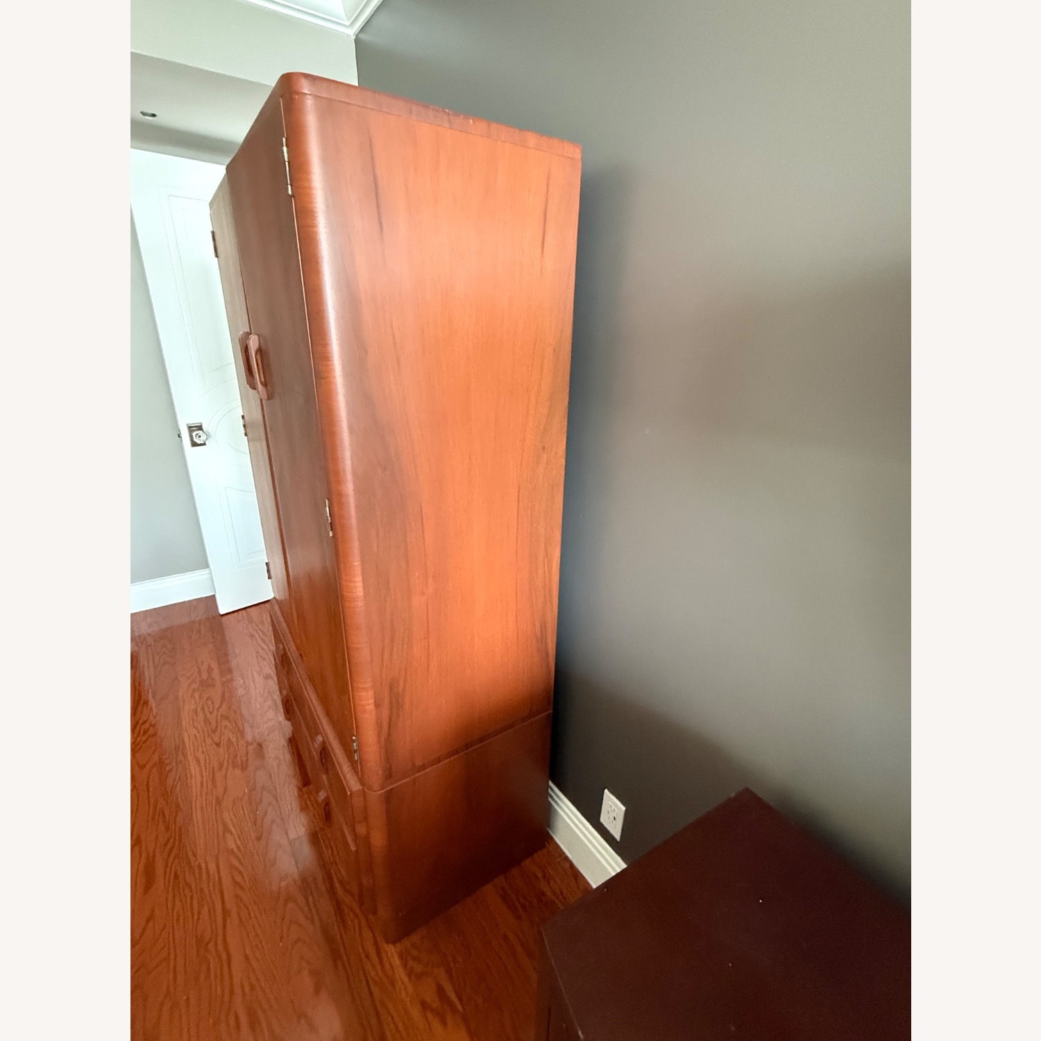 1920s/1930s Vintage/Antique Art Deco Wood Armoire - image-3