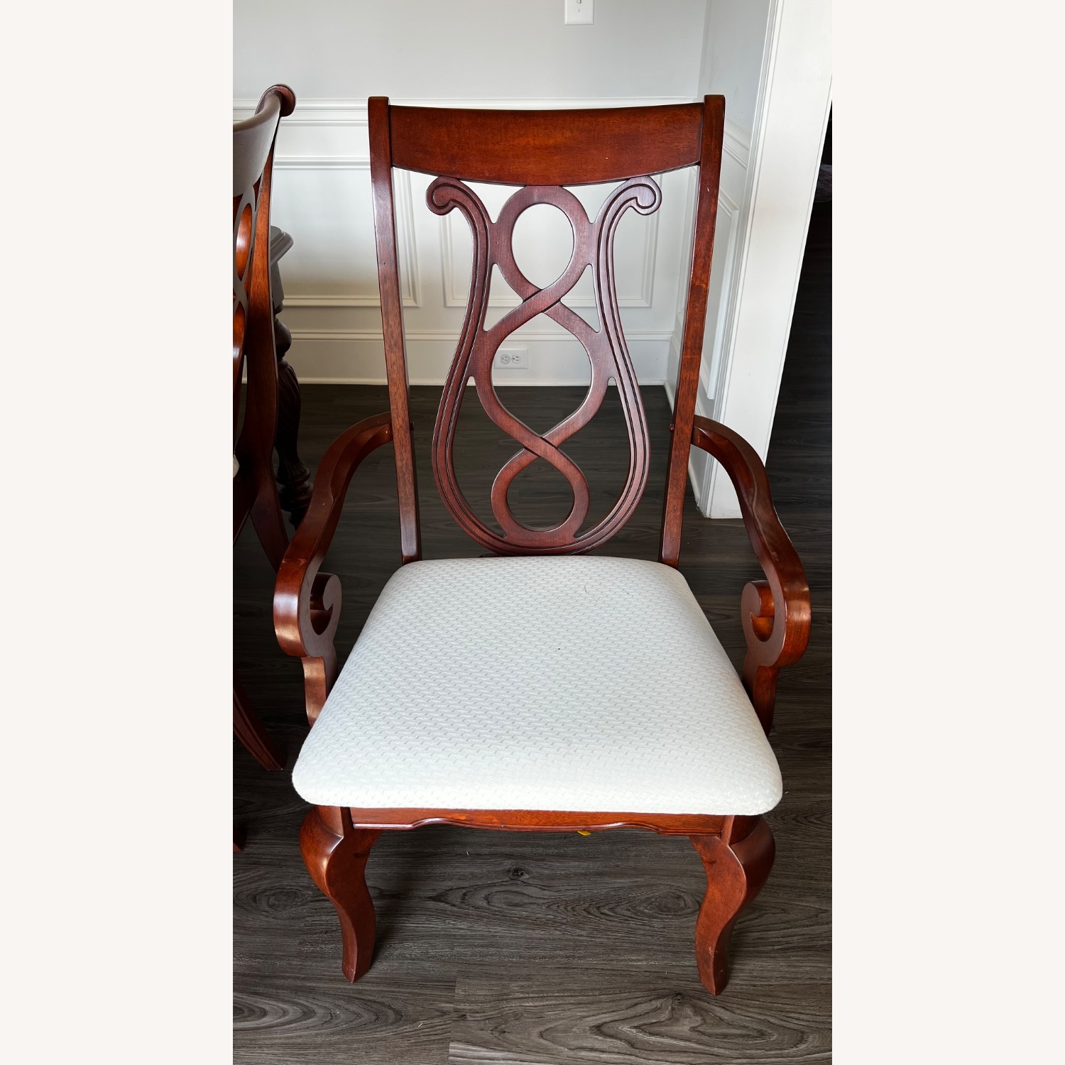 Broyhill Dining Set with Two Extra Leaves - image-3