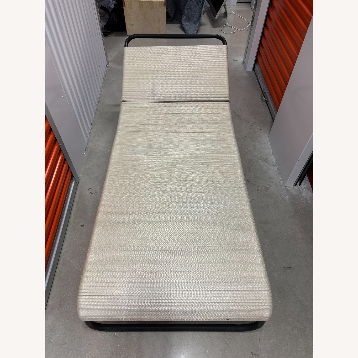 Walter Lamb Contoured Chaise Lounge - image-3
