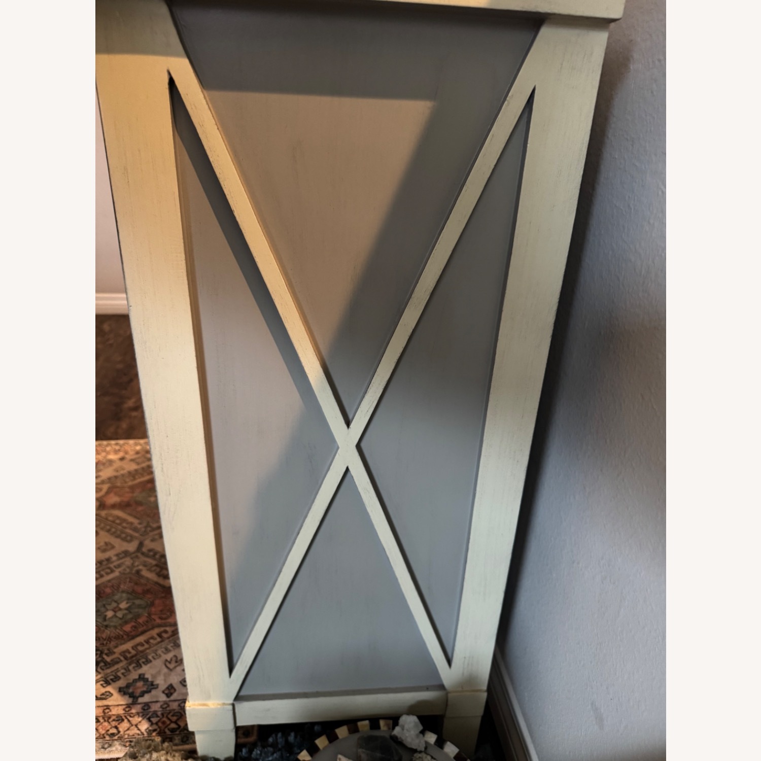 Dresser with Crystal Knobs - image-4