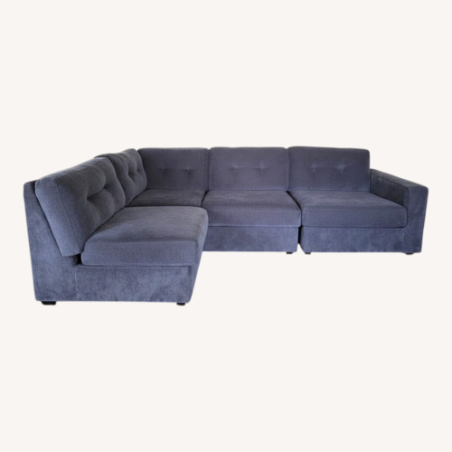 Used Rooms To Go 3+ Piece Sectional for sale on AptDeco