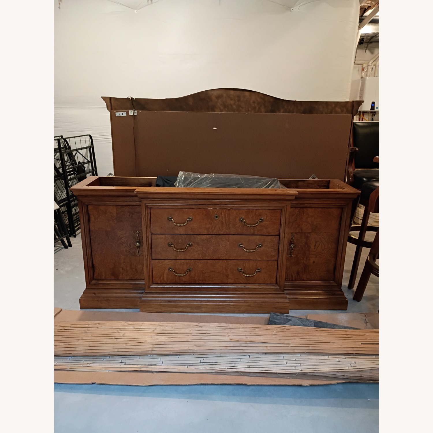 China Cabinet Credenza Lighted - image-1