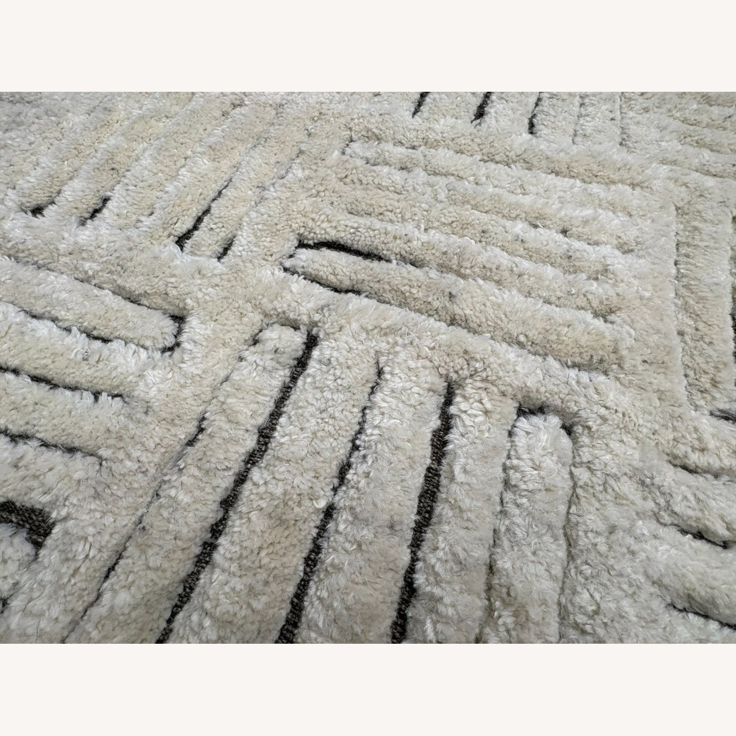Restoration Hardware Basanti Rug 9' × 12' Marled Ivory/Charcoal - image-7